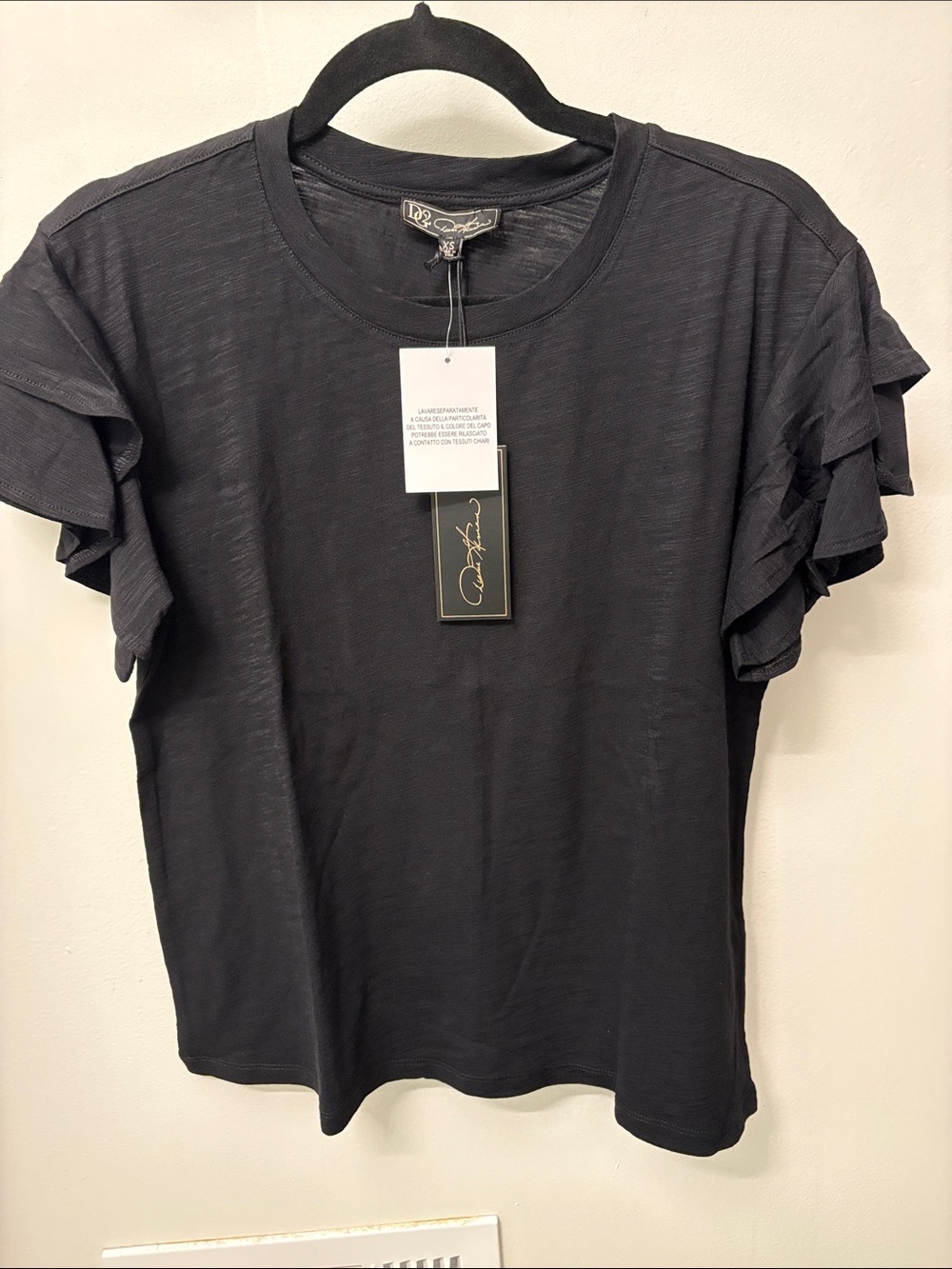 DG2 by Diane Gilman Black Short Sleeve Ruffle Tee